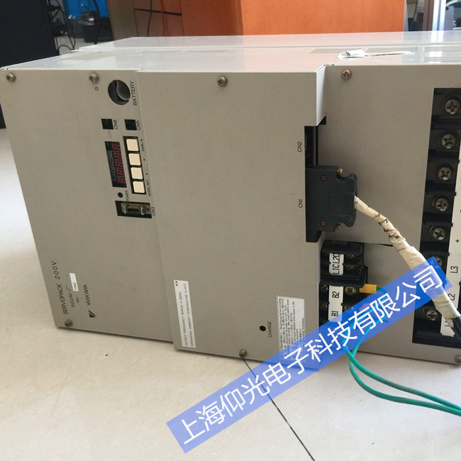 yaskawa�����ŷ��(q��)��(d��ng)��SGD7S-550A00A002��(b��o)C90���a�S�ވ�(b��o)��