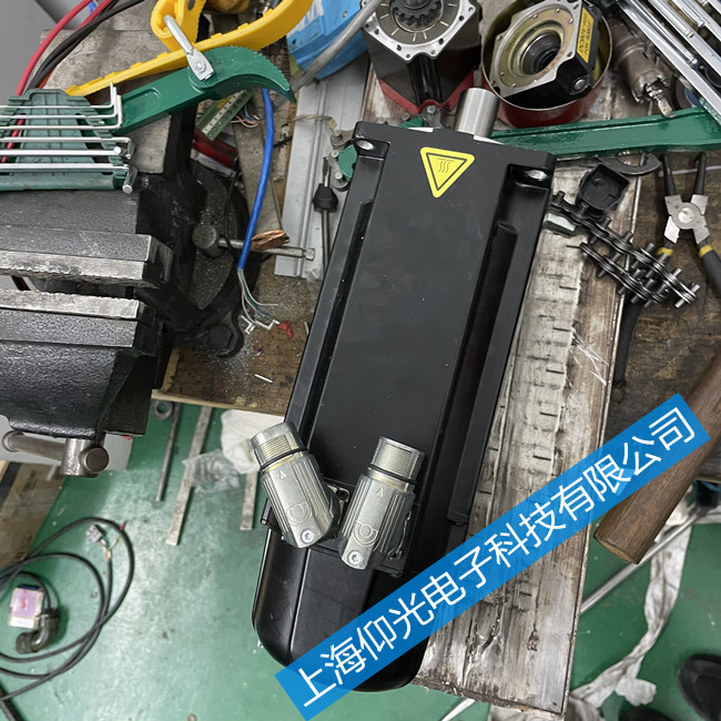 BECKHOFF/�����ŷ�늙C(j��)�S��AM8111-1F10-0000����������