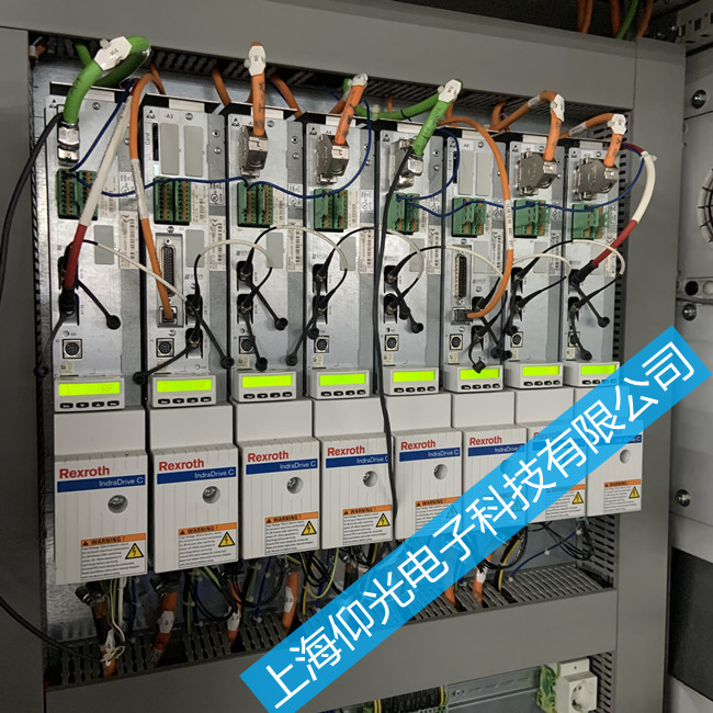 ��ʿ��DKCϵ���ŷ��(q��)����ͨ늈�(b��o)���@ʾF3131�S��