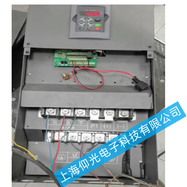 ׃�l��VFD9000-075-P090-T4���F(xi��n)�o�@ʾ����ԓ��ξS��